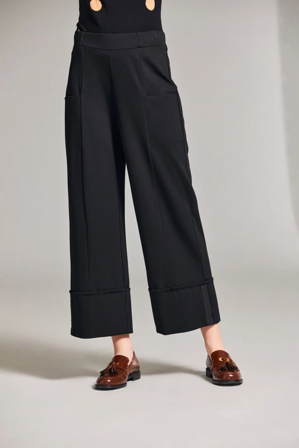 Black Wide Leg Crop Trousers