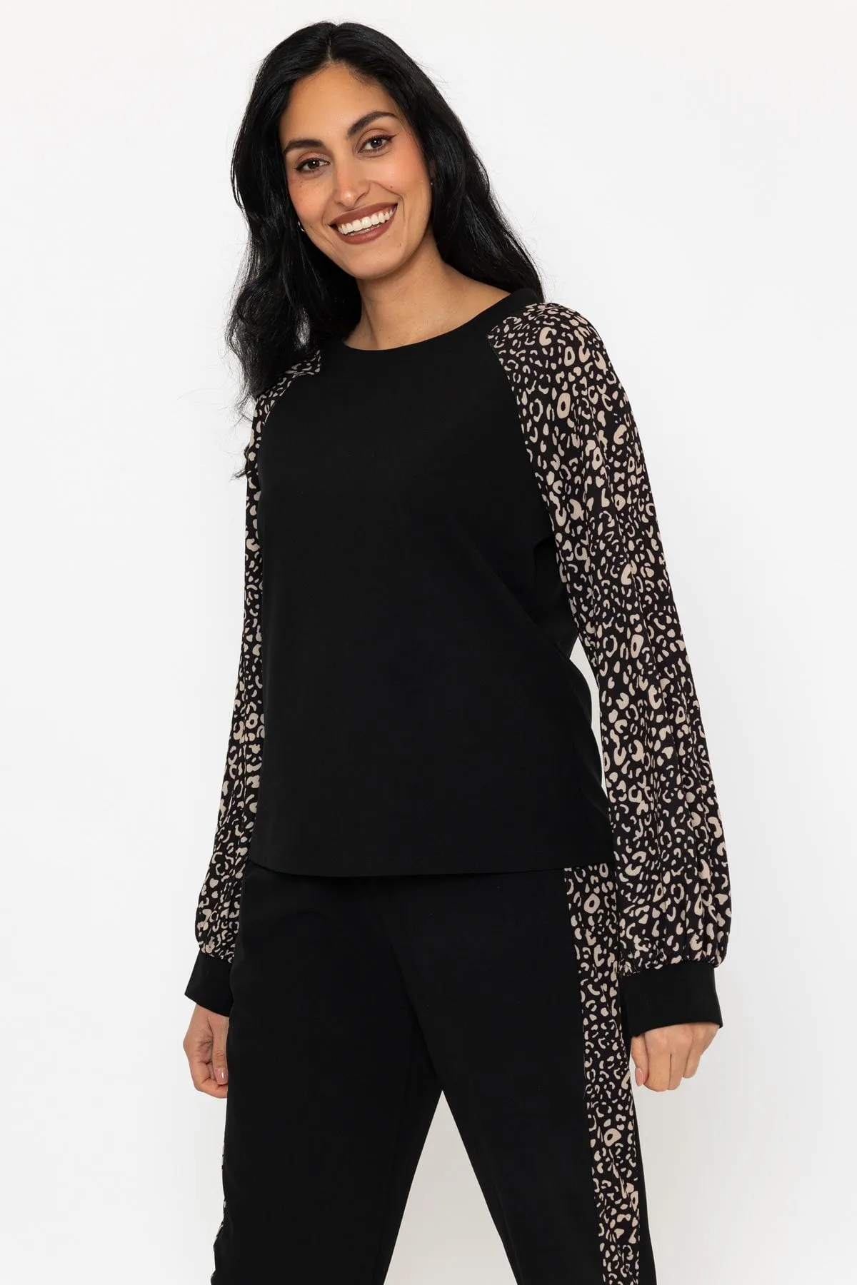 Leopard Print Contrast Sleeve Top