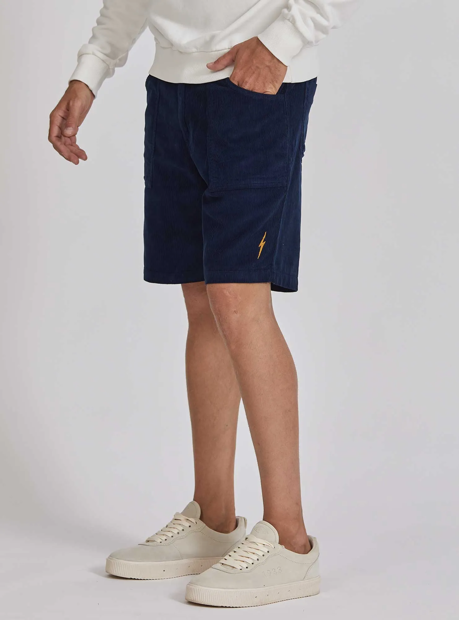 REGULAR CORDUROY WALKSHORTS