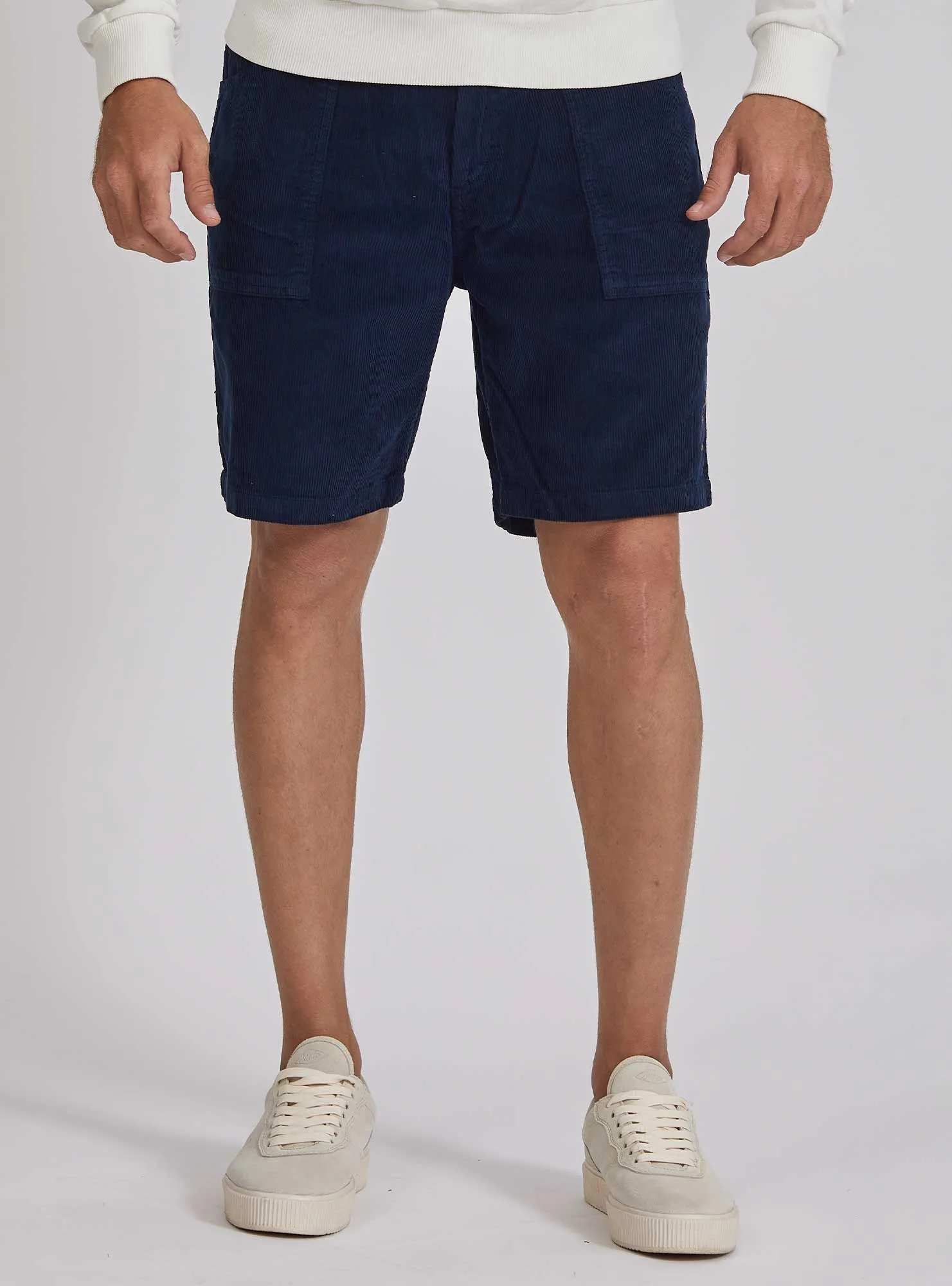 REGULAR CORDUROY WALKSHORTS