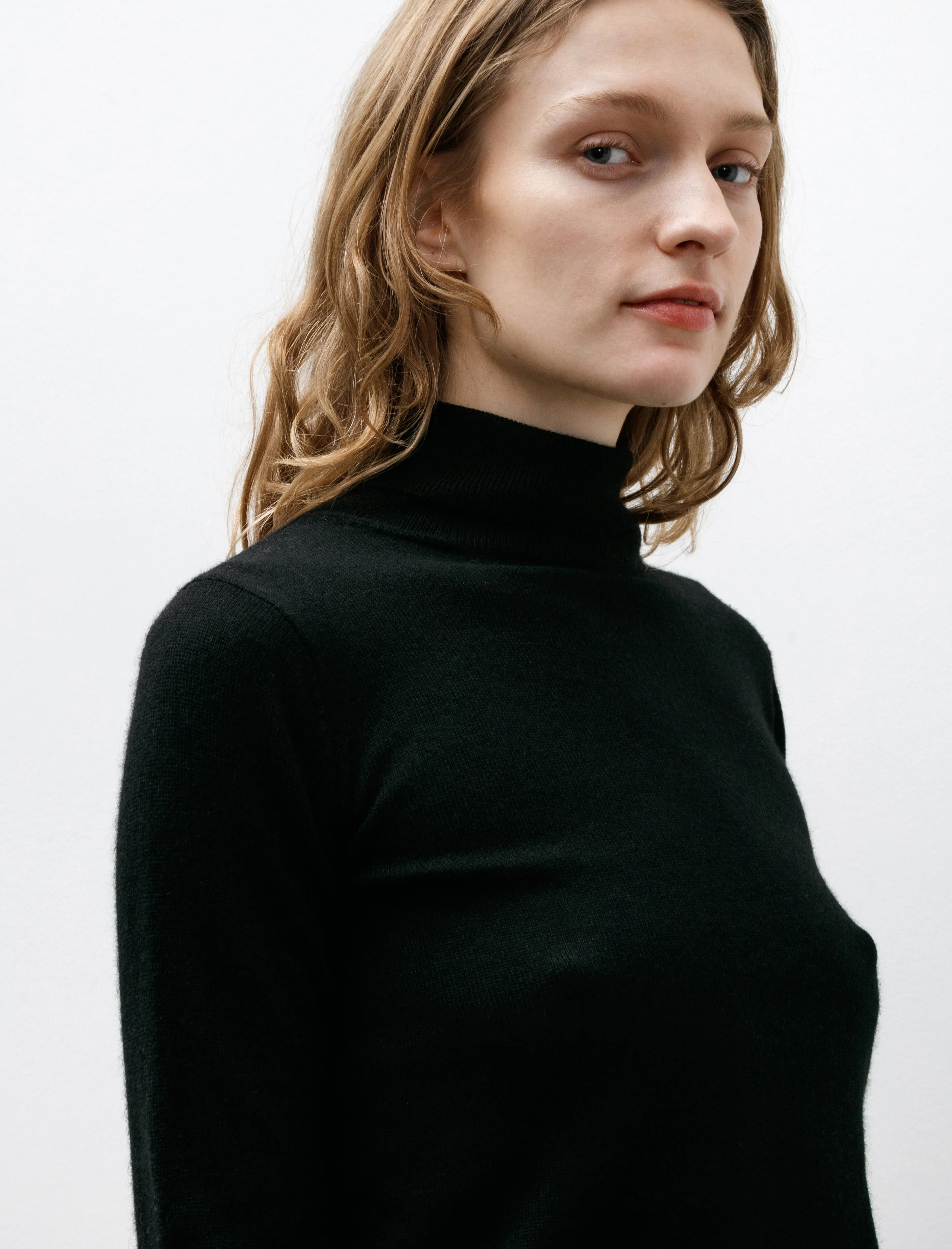 Silk Cashmere Turtleneck Black