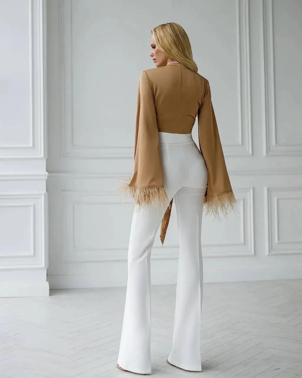 White trousers "High waist flares"