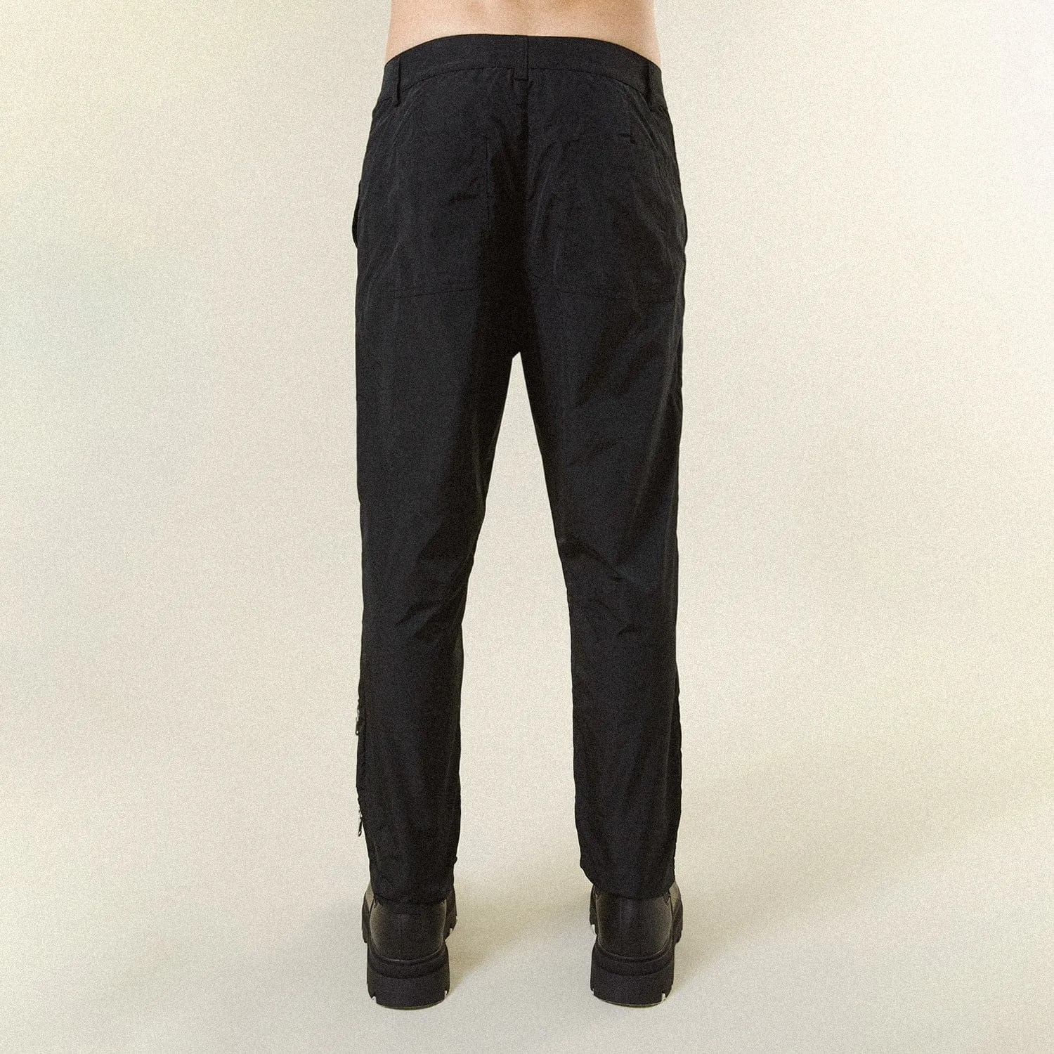 ZIP IT TROUSERS - BLACK